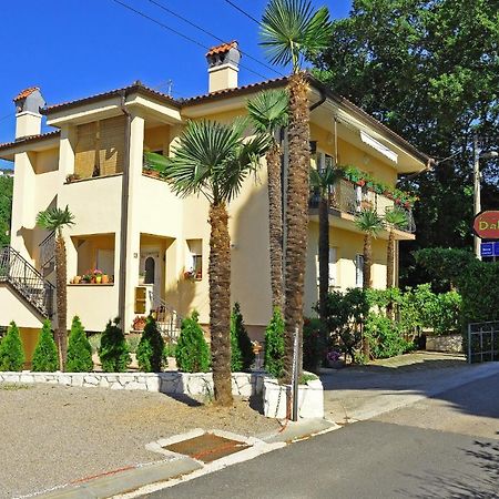 Apartments With A Parking Space Opric, Opatija - 7728 Lovran Buitenkant foto
